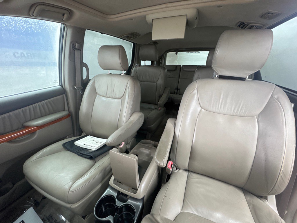 2008 Toyota Sienna Image 3