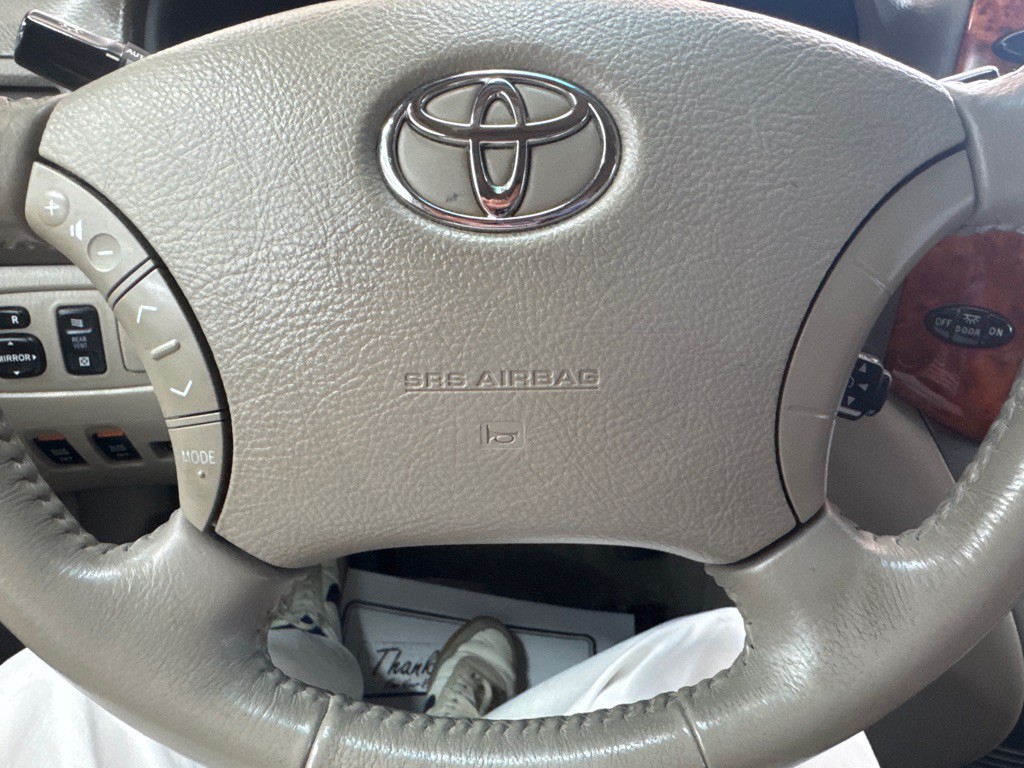 2008 Toyota Sienna Image 17