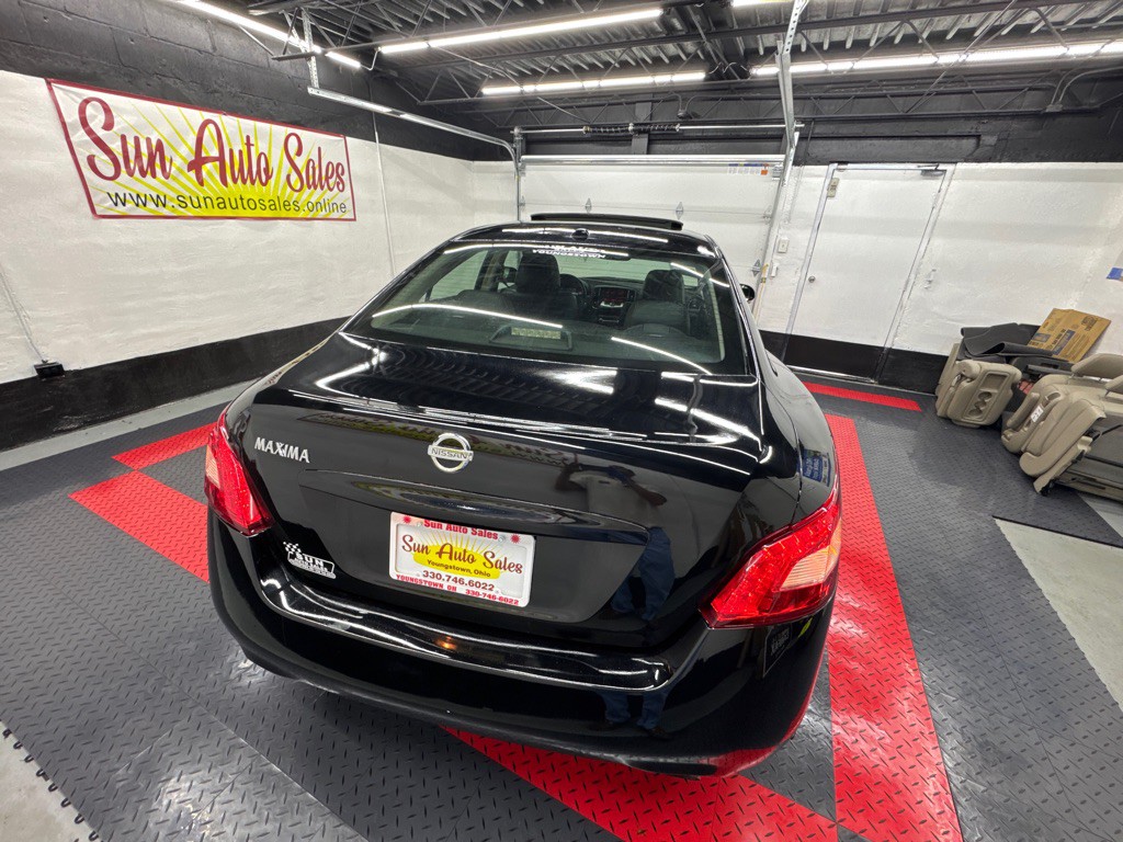 2010 Nissan Maxima Image 8