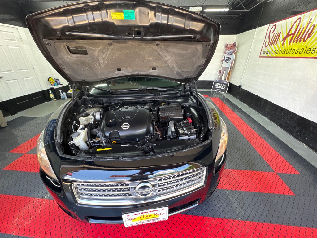 2010 Nissan Maxima Image 14