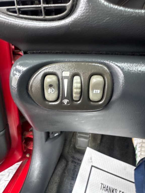 2001 Pontiac Firebird Image 20