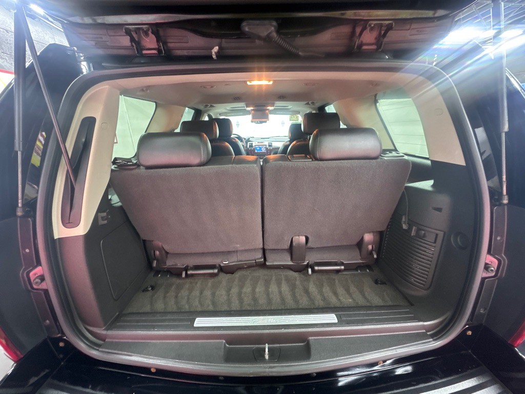 2007 Cadillac Escalade Image 9
