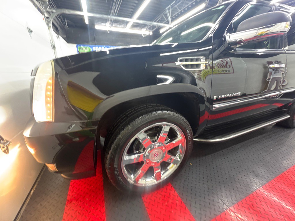 2007 Cadillac Escalade Image 14
