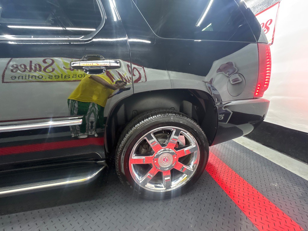 2007 Cadillac Escalade Image 15