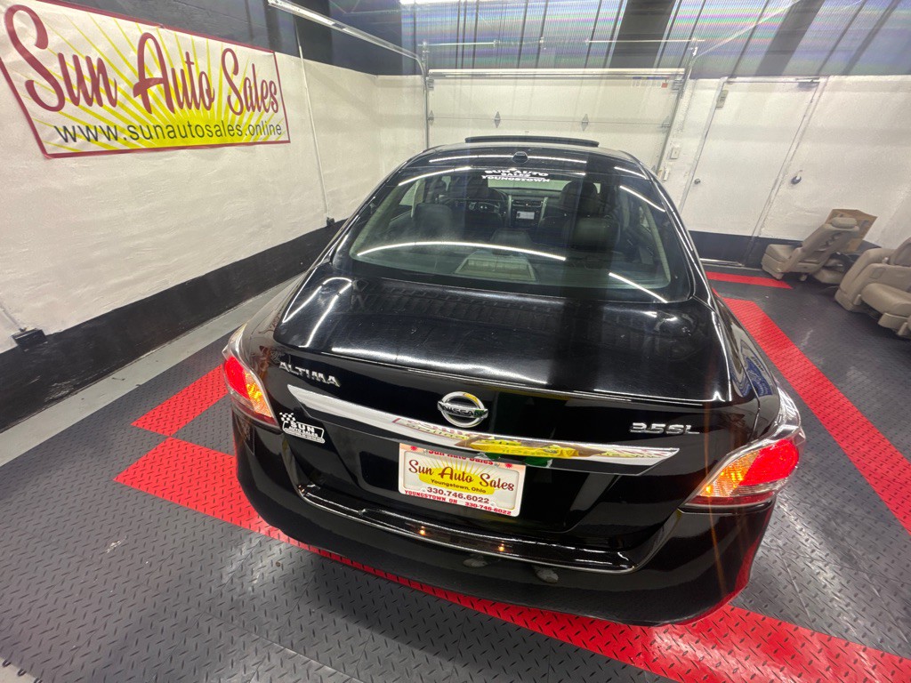 2014 Nissan Altima Image 10