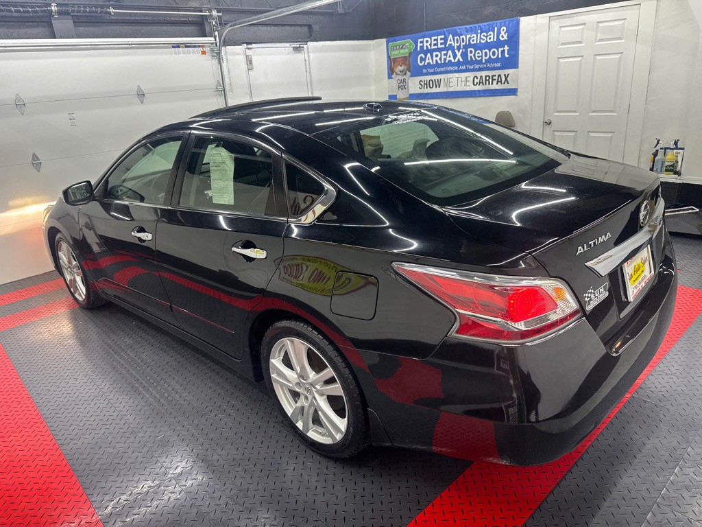 2014 Nissan Altima Image 12