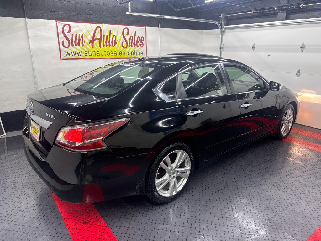 2014 Nissan Altima Image 2