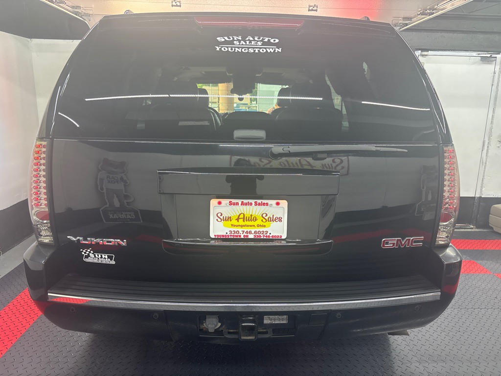 2007 GMC Yukon Image 16