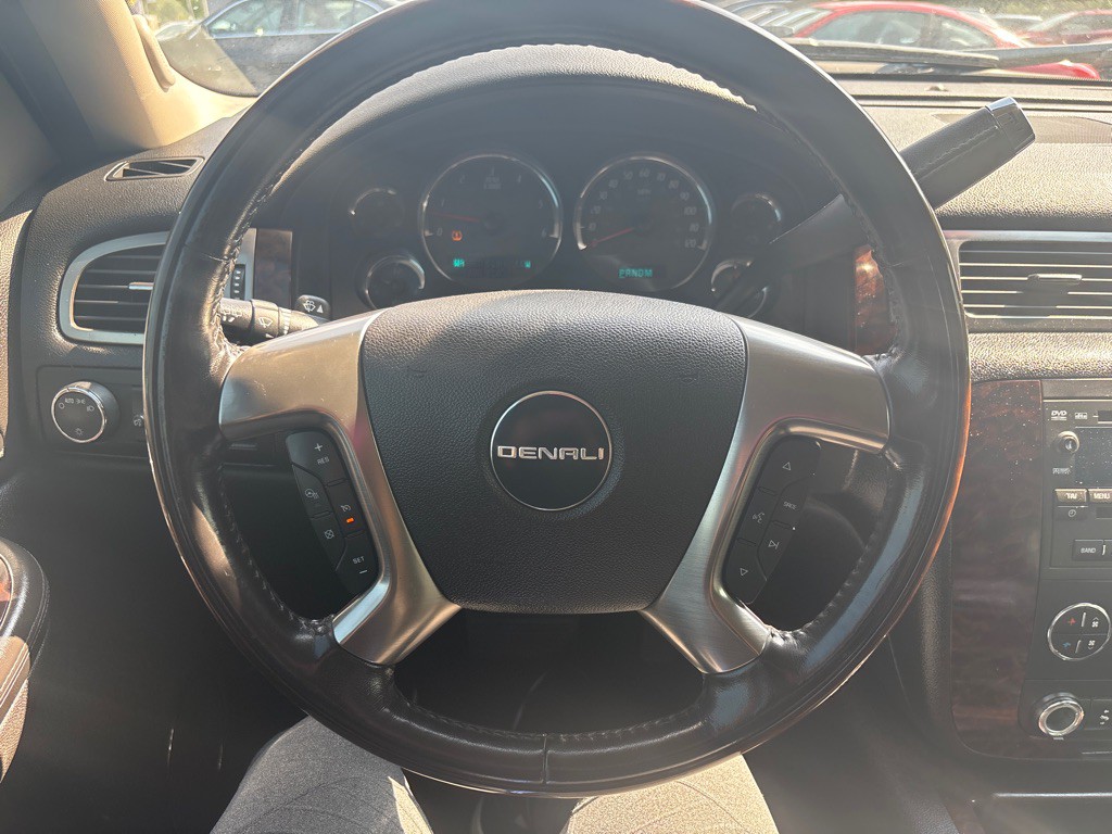 2007 GMC Yukon Image 19