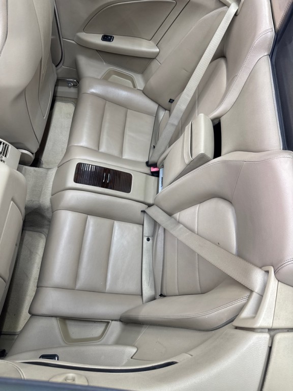 2011 Mercedes-Benz E-Class Image 7