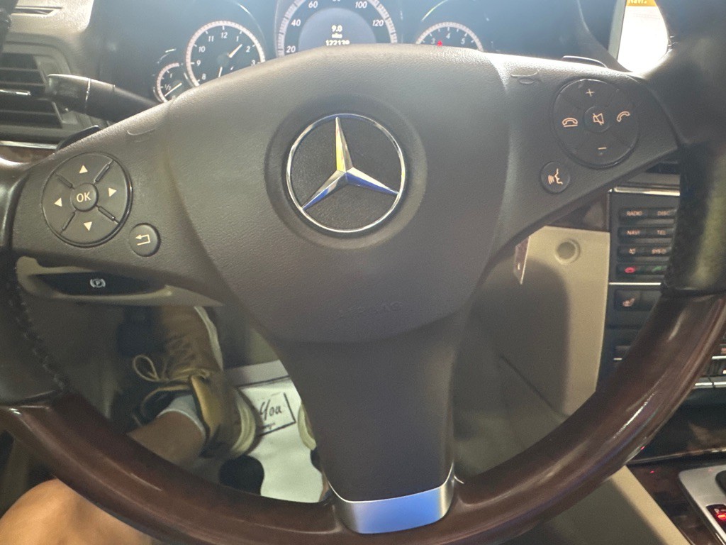 2011 Mercedes-Benz E-Class Image 16