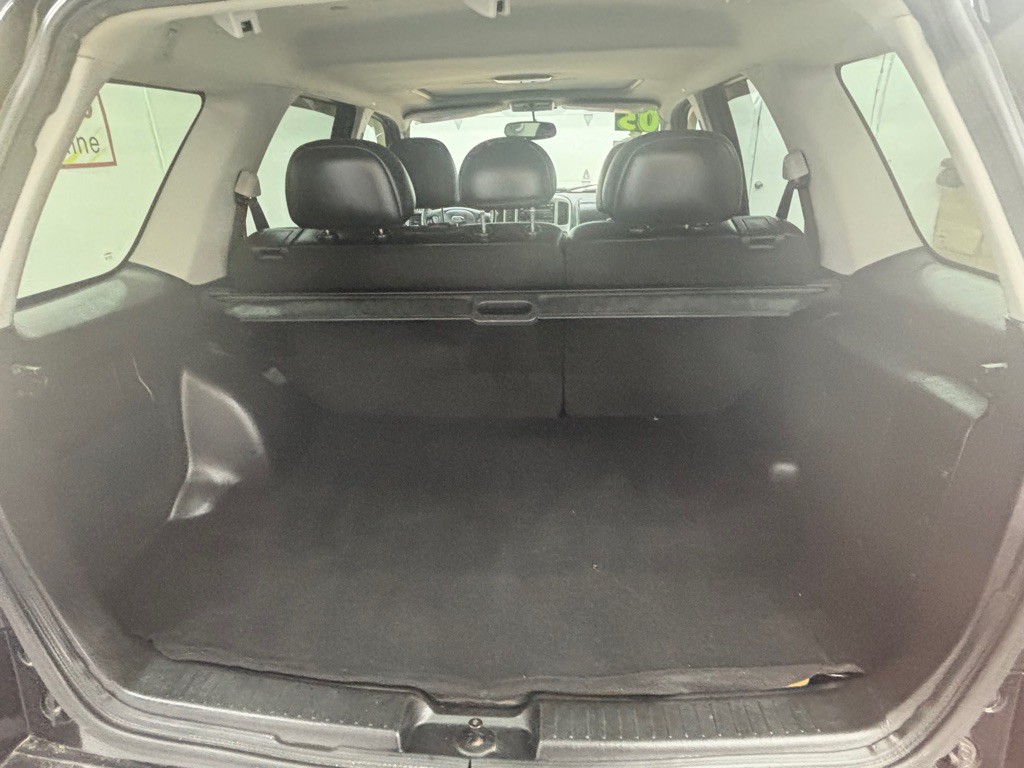 2005 Ford Escape Image 17