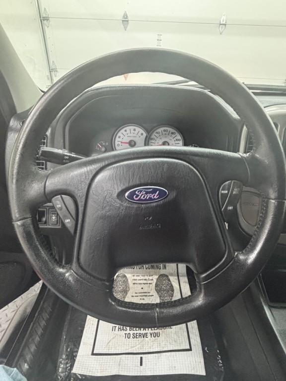 2005 Ford Escape Image 9