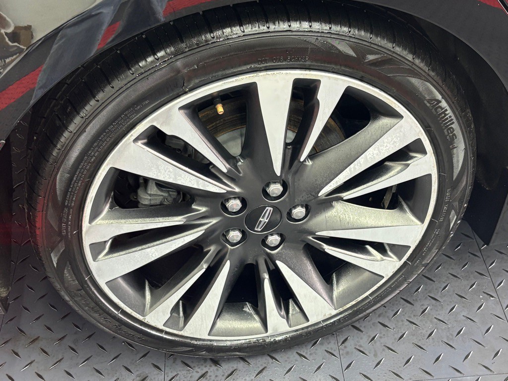 2019 Lincoln MKZ Image 10