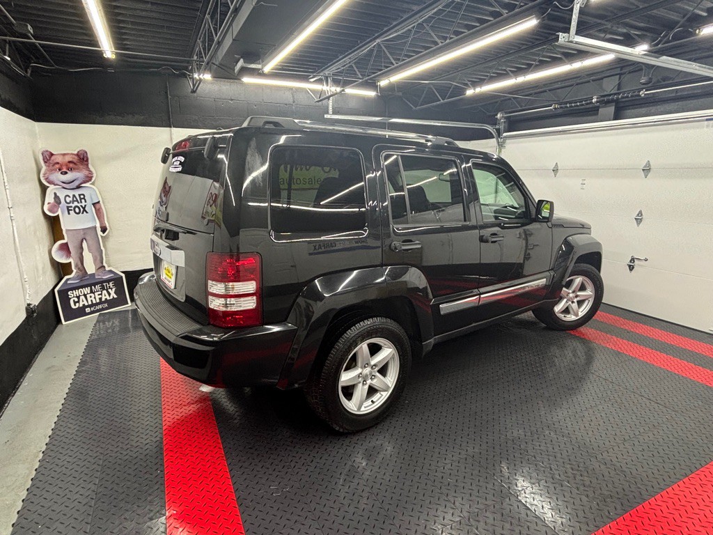 2011 Jeep Liberty Image 6
