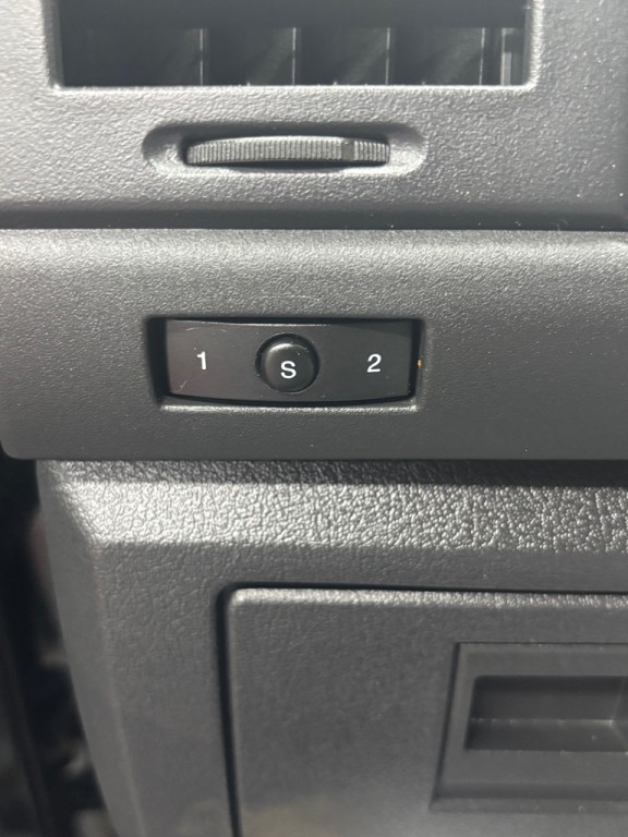 2011 Jeep Liberty Image 14