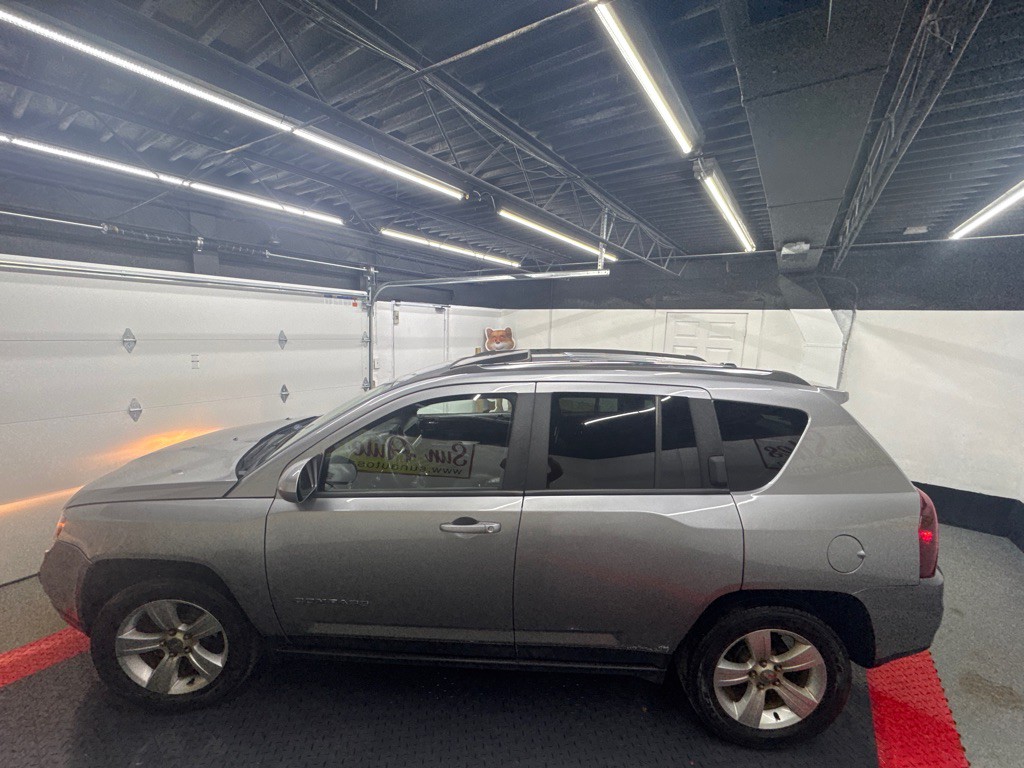 2015 Jeep Compass Image 11