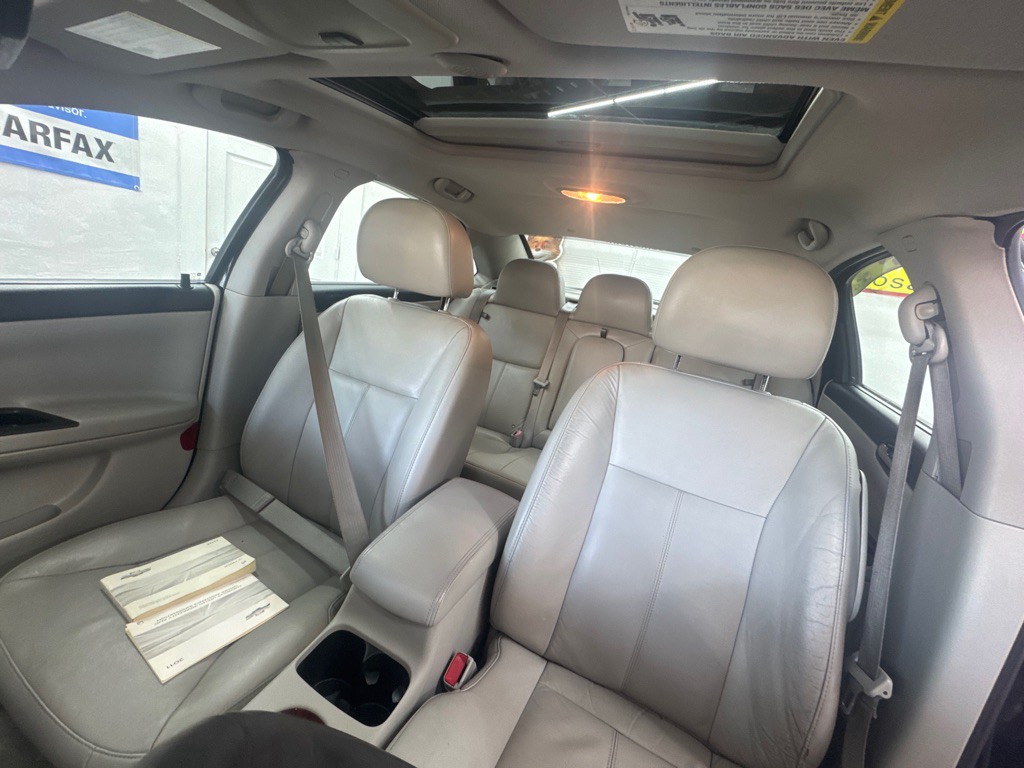 2011 Chevrolet Impala Image 4
