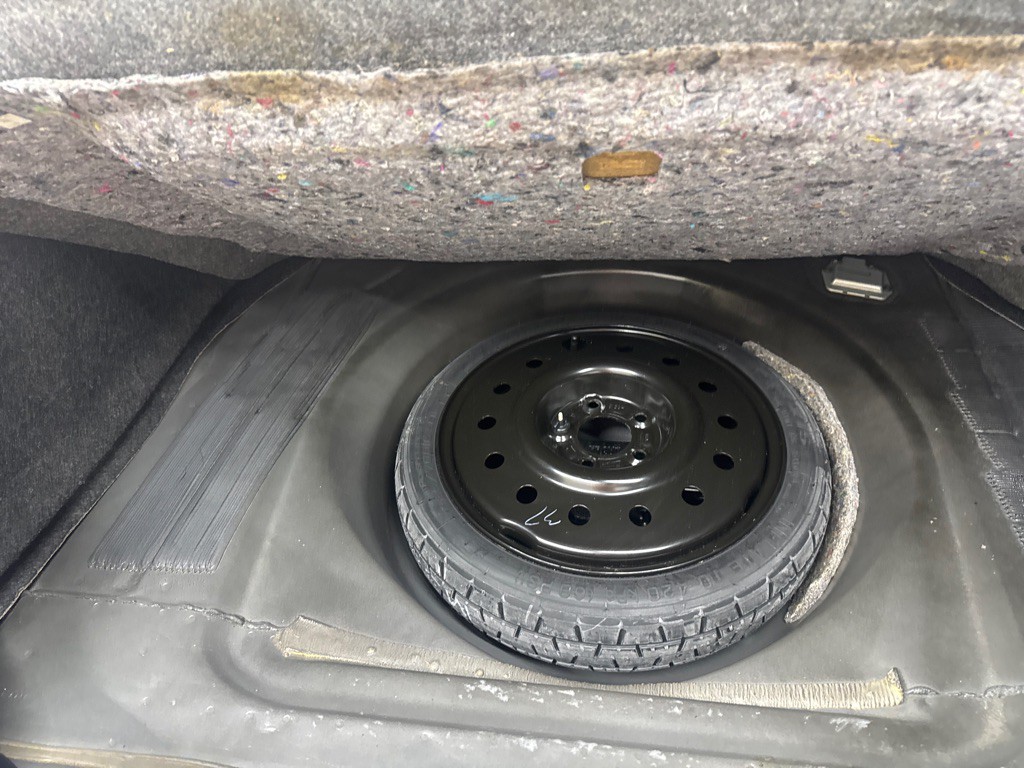 2011 Chevrolet Impala Image 21