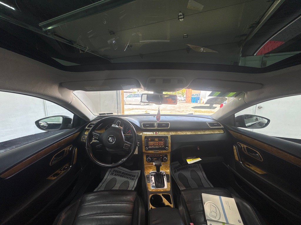 2011 Volkswagen CC Image 7