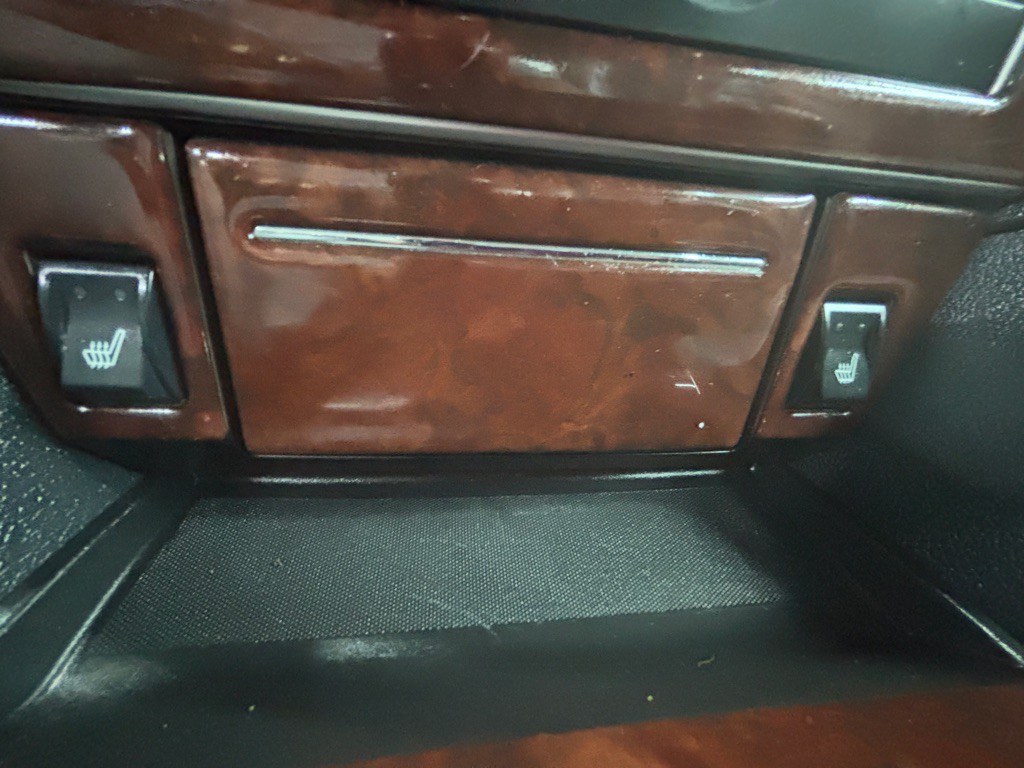 2007 Chrysler 300 Image 17