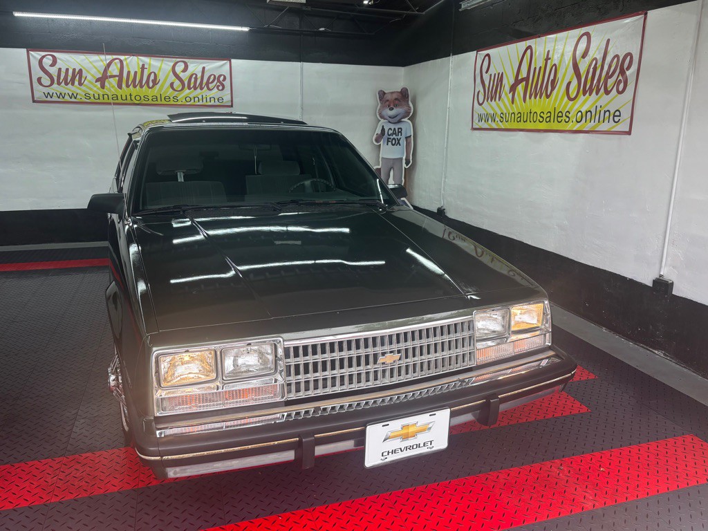 1985 Chevrolet Celebrity Image 1