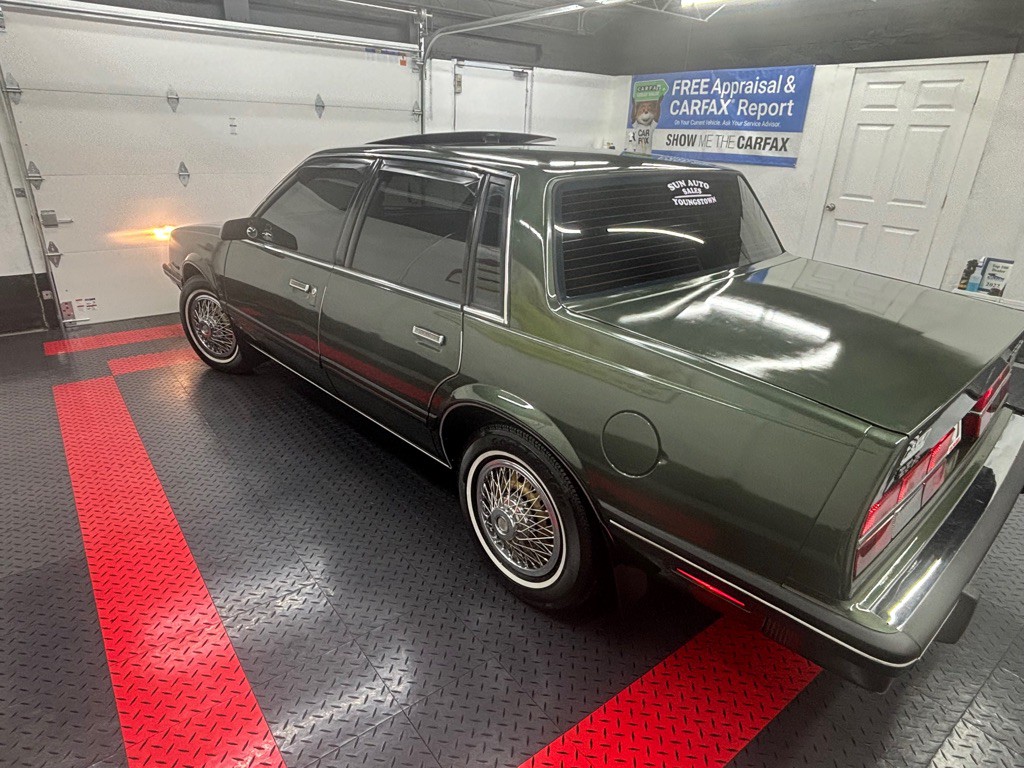 1985 Chevrolet Celebrity Image 4