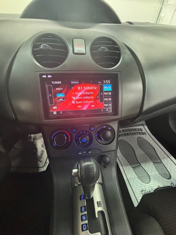 2012 Mitsubishi Eclipse Image 10