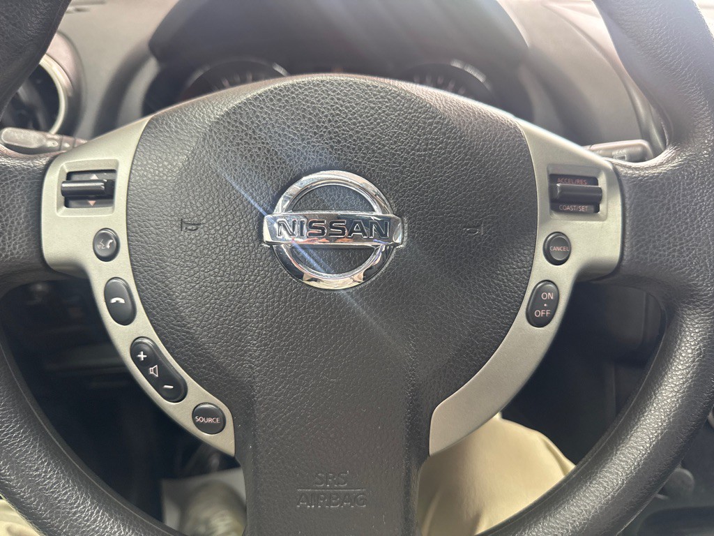 2013 Nissan Rogue Image 16