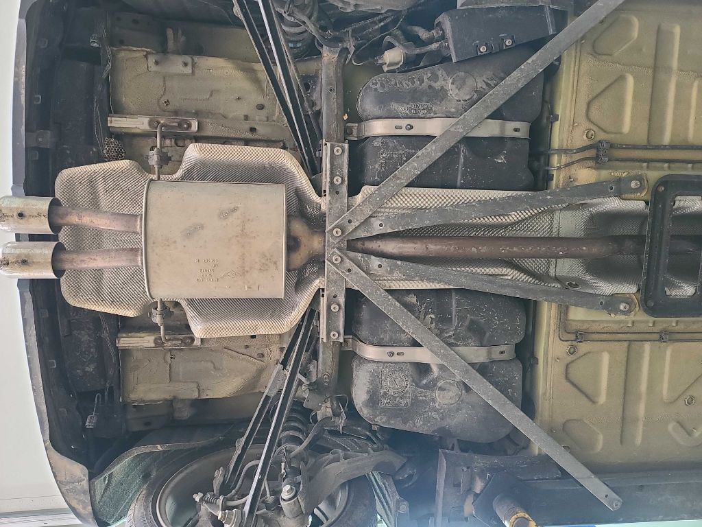 2010 MINI Cooper Image 18