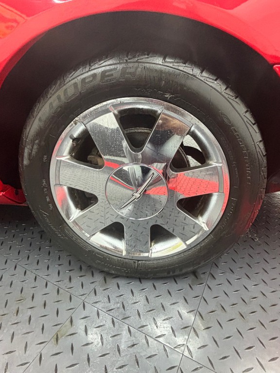 2002 Ford Thunderbird Image 17