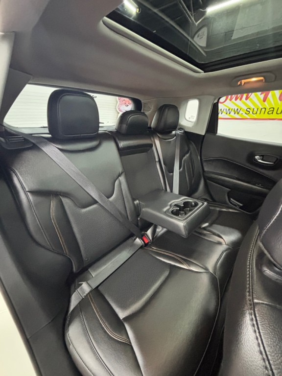 2018 Jeep Compass Image 8