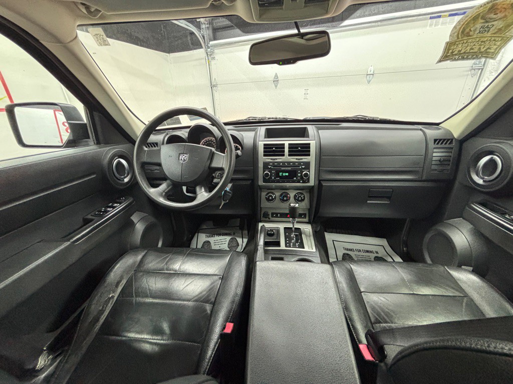 2011 Dodge Nitro Image 15