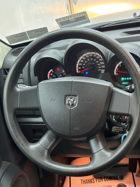 2011 Dodge Nitro Image 17