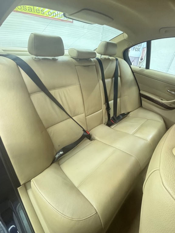 2006 BMW 3 Series Image 7