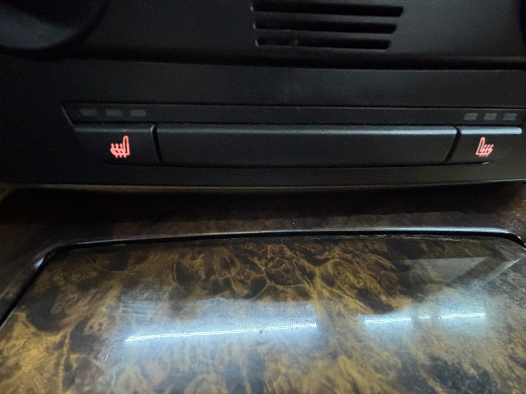 2008 BMW 3 Series Image 6