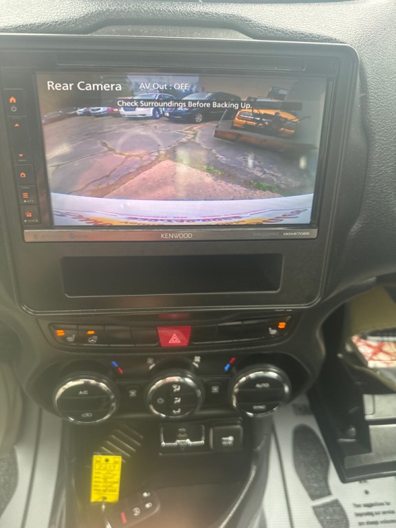 2015 Jeep Renegade Image 18