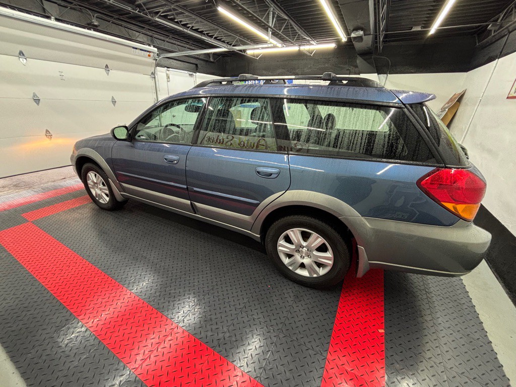2005 Subaru Outback Image 7