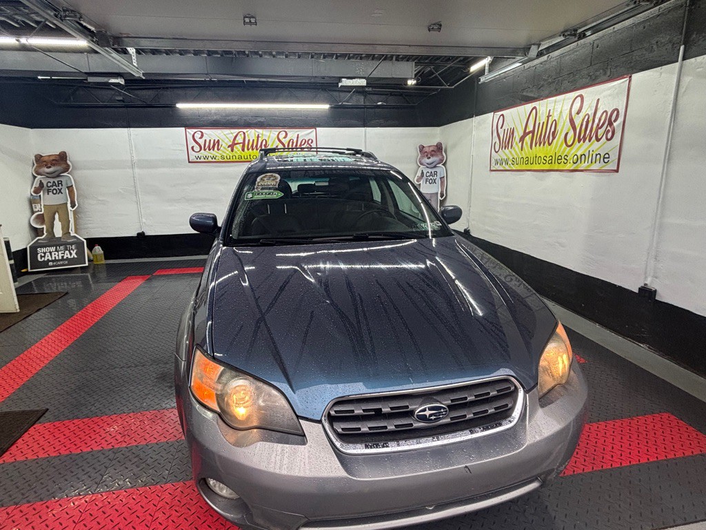 2005 Subaru Outback Image 4
