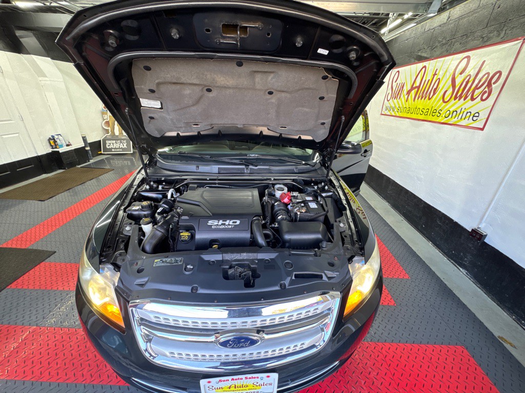 2010 Ford Taurus Image 18