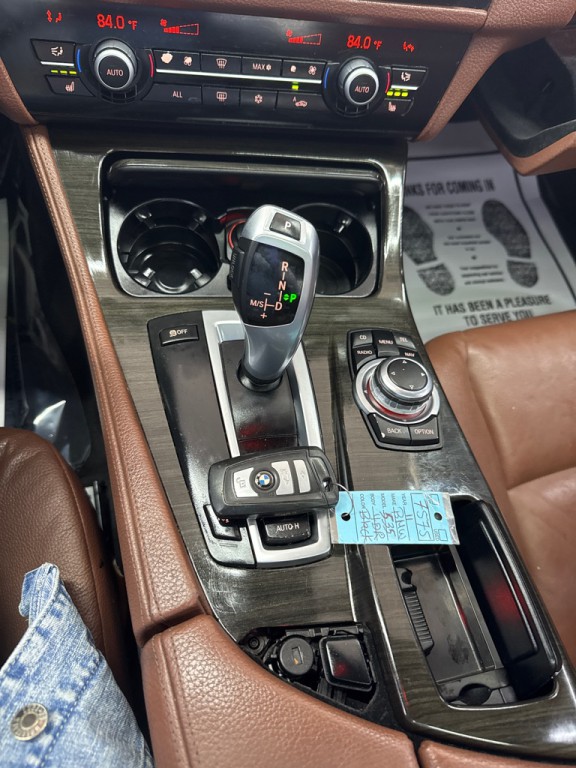 2011 BMW 5 Series Image 20