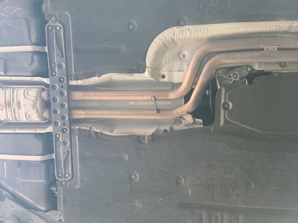 2011 BMW 5 Series Image 8