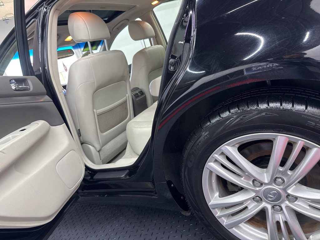 2012 INFINITI G25 Image 8