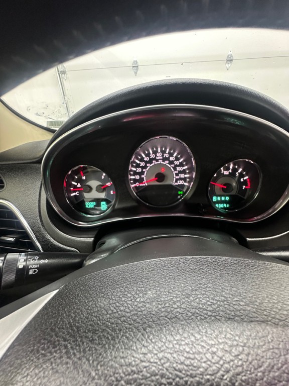 2013 Chrysler 200 Image 15