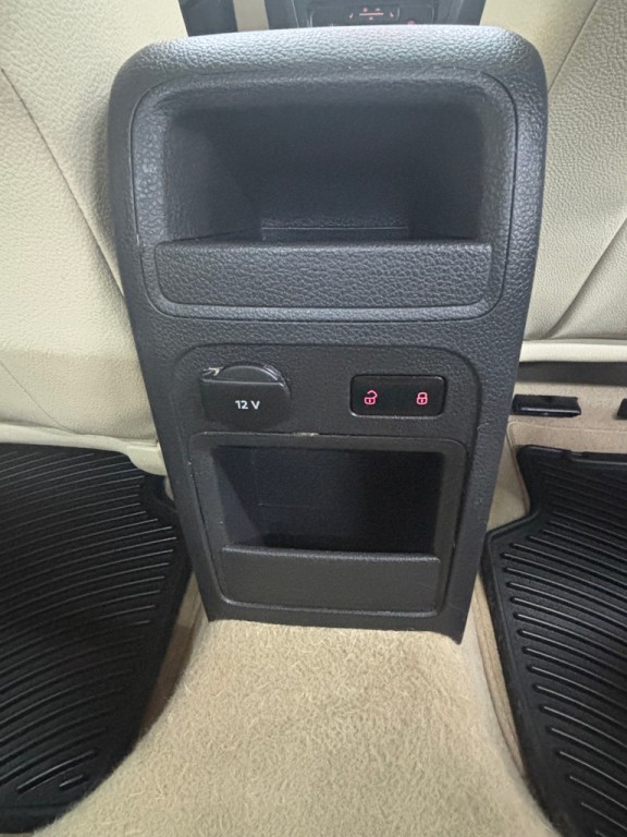 2011 Volkswagen Jetta Image 9