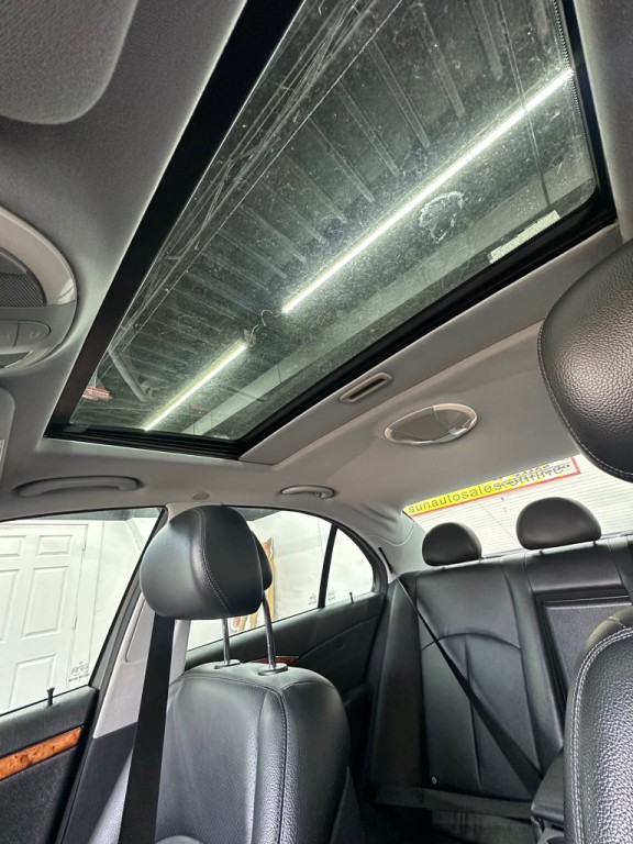 2006 Mercedes-Benz E-Class Image 6