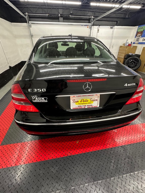 2006 Mercedes-Benz E-Class Image 9