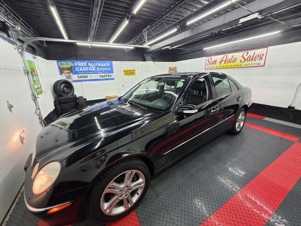 2006 Mercedes-Benz E-Class Image 2