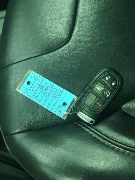 2018 Jeep Cherokee Image 18