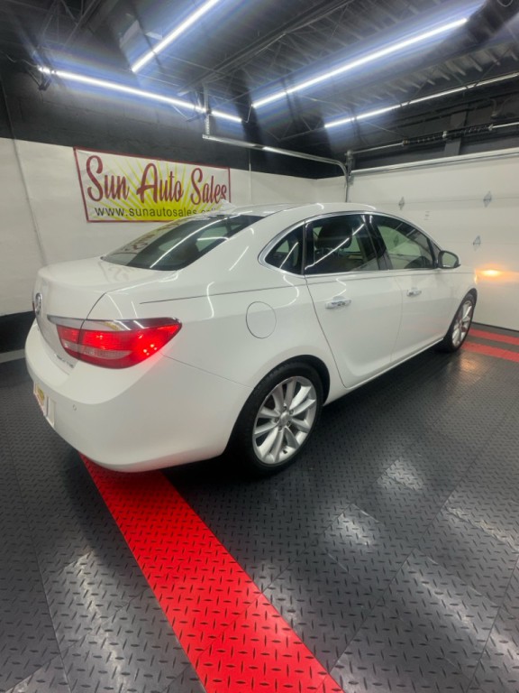 2012 Buick Verano Image 4